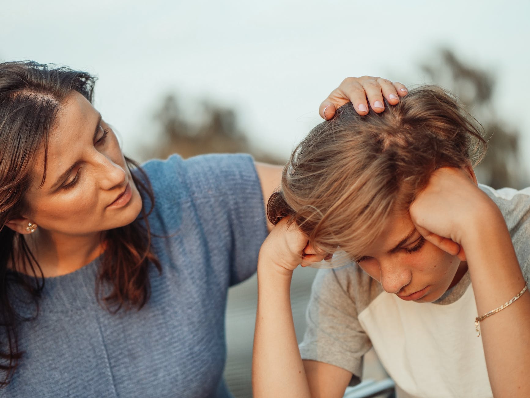 Sådan Støtter og Inspirerer Du Din Teenager til Større Selvtillid